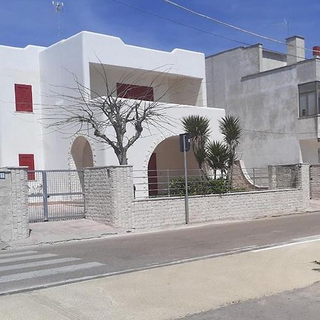 Villetta Fronte Mare Torre dell'Orso Exterior photo